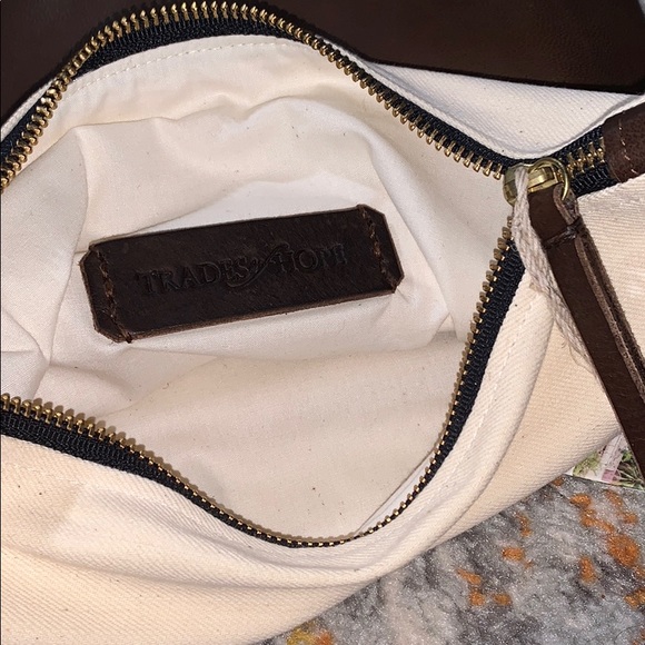 New Trades of Hope Chandler Bag - Picture 6 of 6